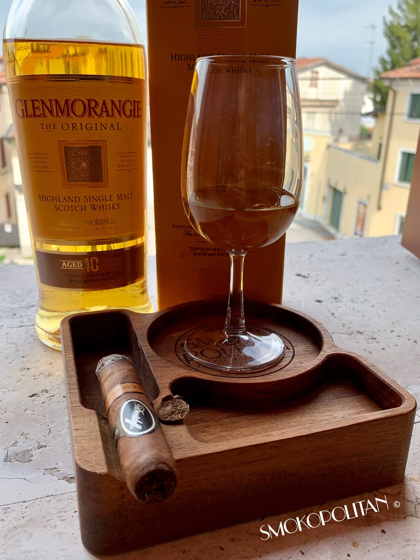 Whisky Glenmorangie abbinato a un sigaro